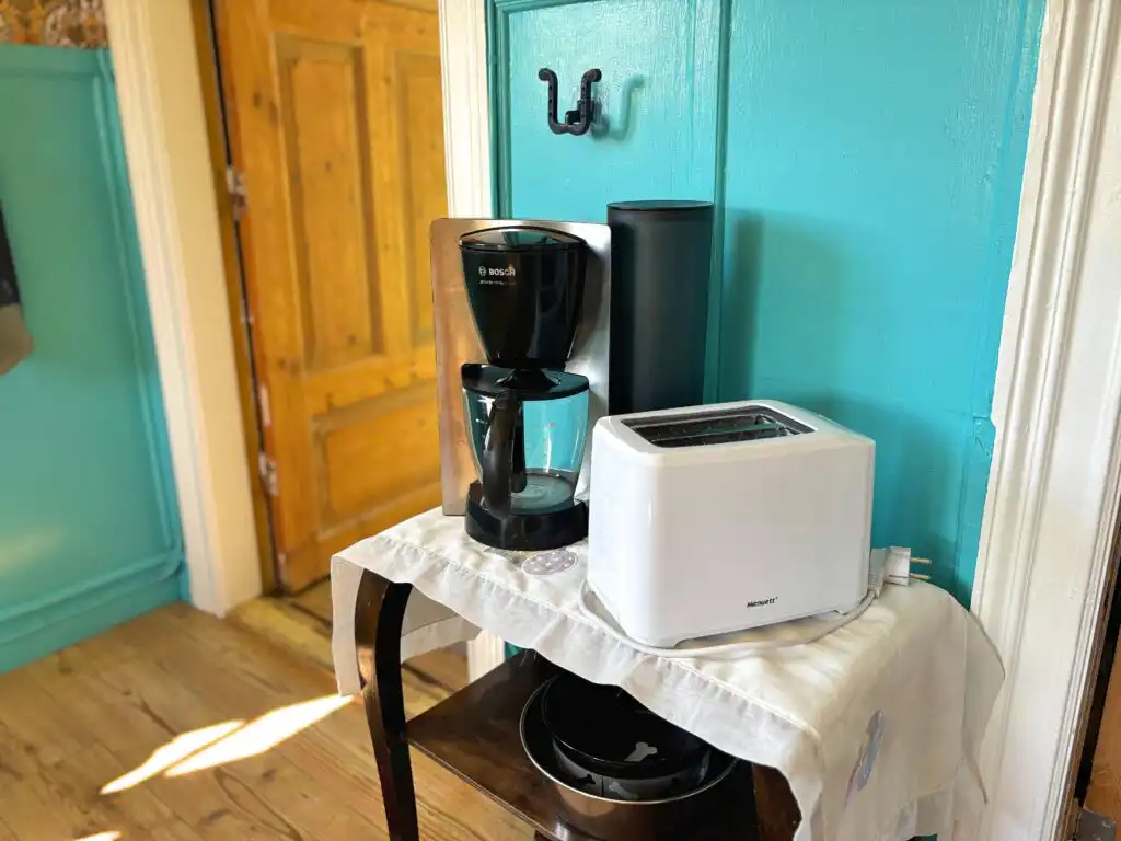 Kaffeemaschine in der Küche des Hus Hammerstrand