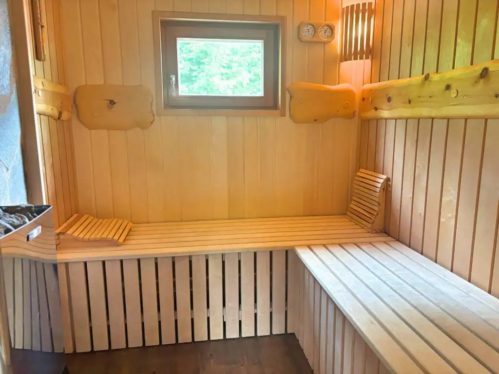 Gemütliche Holzsauna der Fjällstugan
