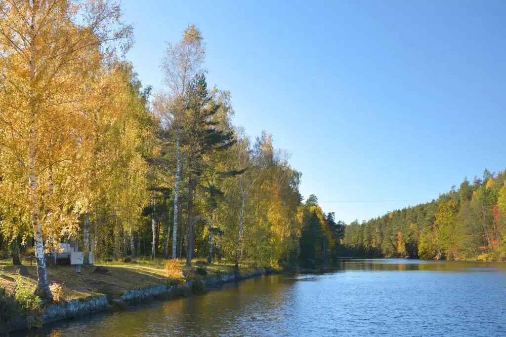 Idyllischer See bei Fågelfors in Småland