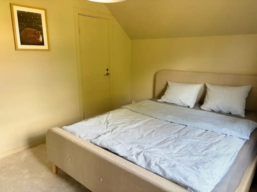 Helles Doppelzimmer im Ferienhaus Linnéagården bei Strömsnäsbruk