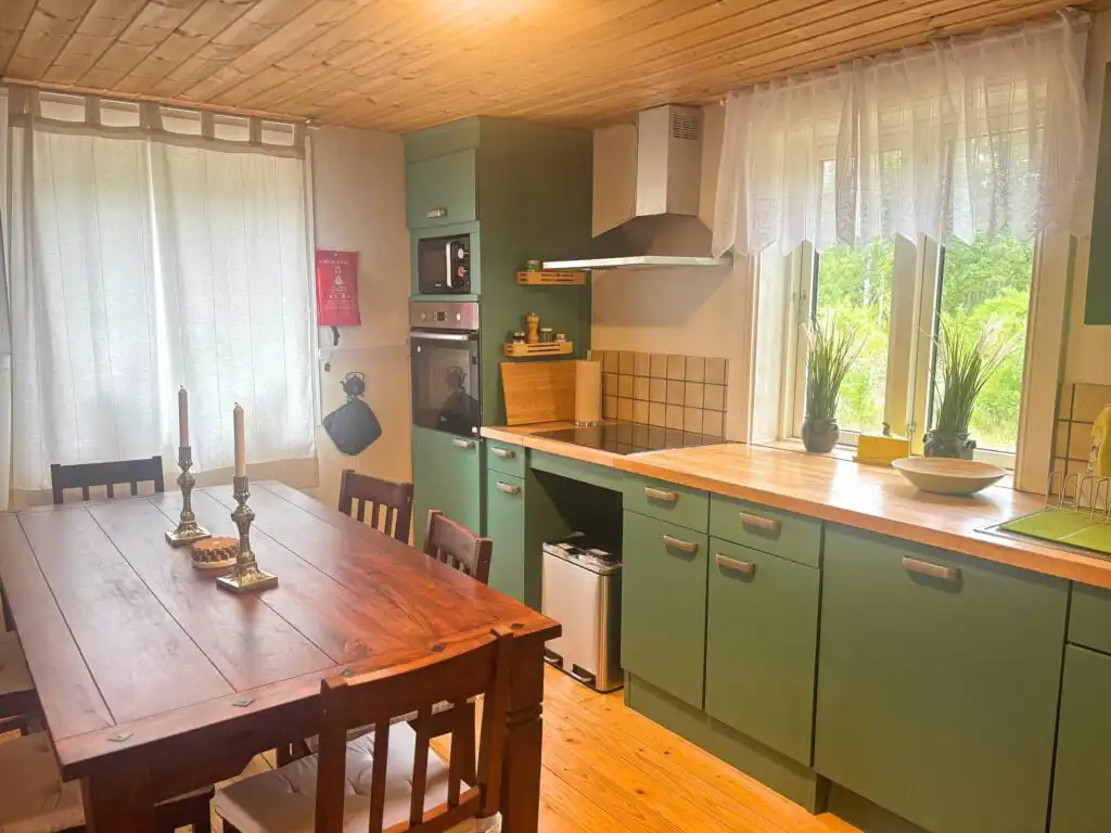 Gemütlicher Essbereich für die Familie in der Villa Pelle