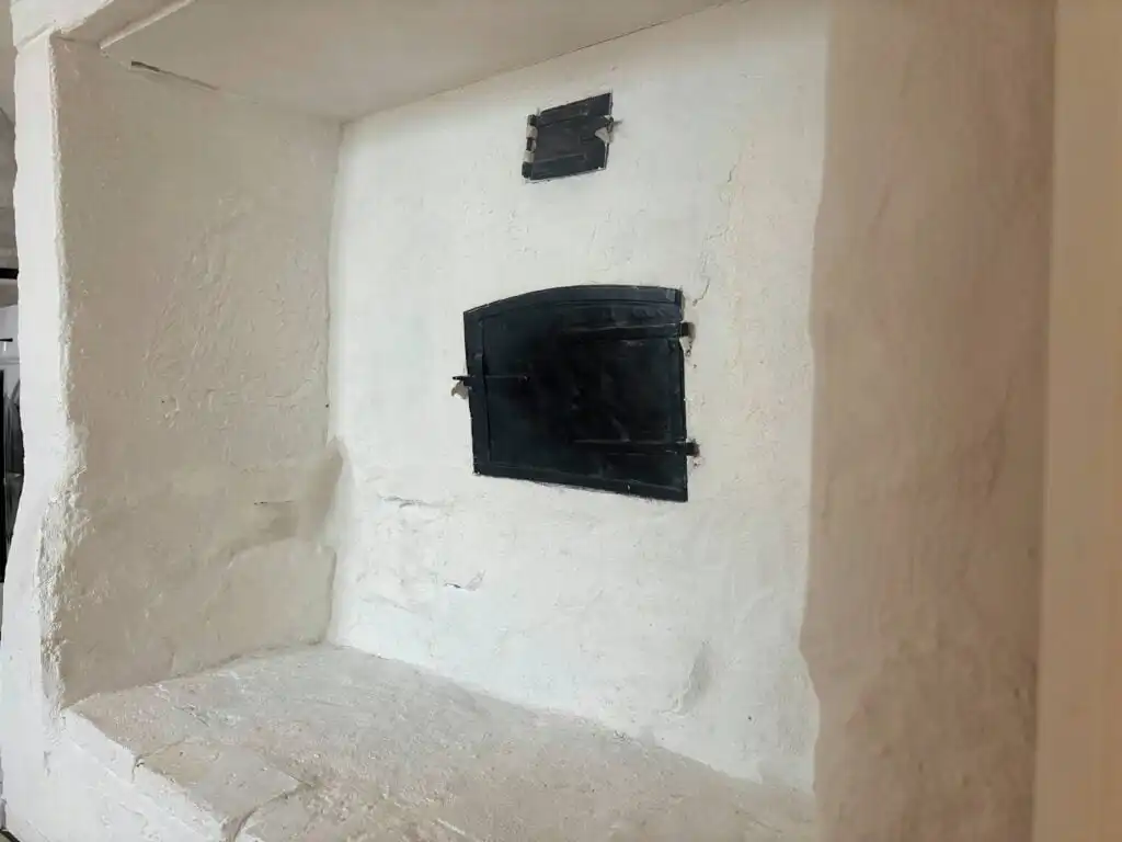 Traditioneller Kachelofen im Ferienhaus Villa Pelle in Fagerhult