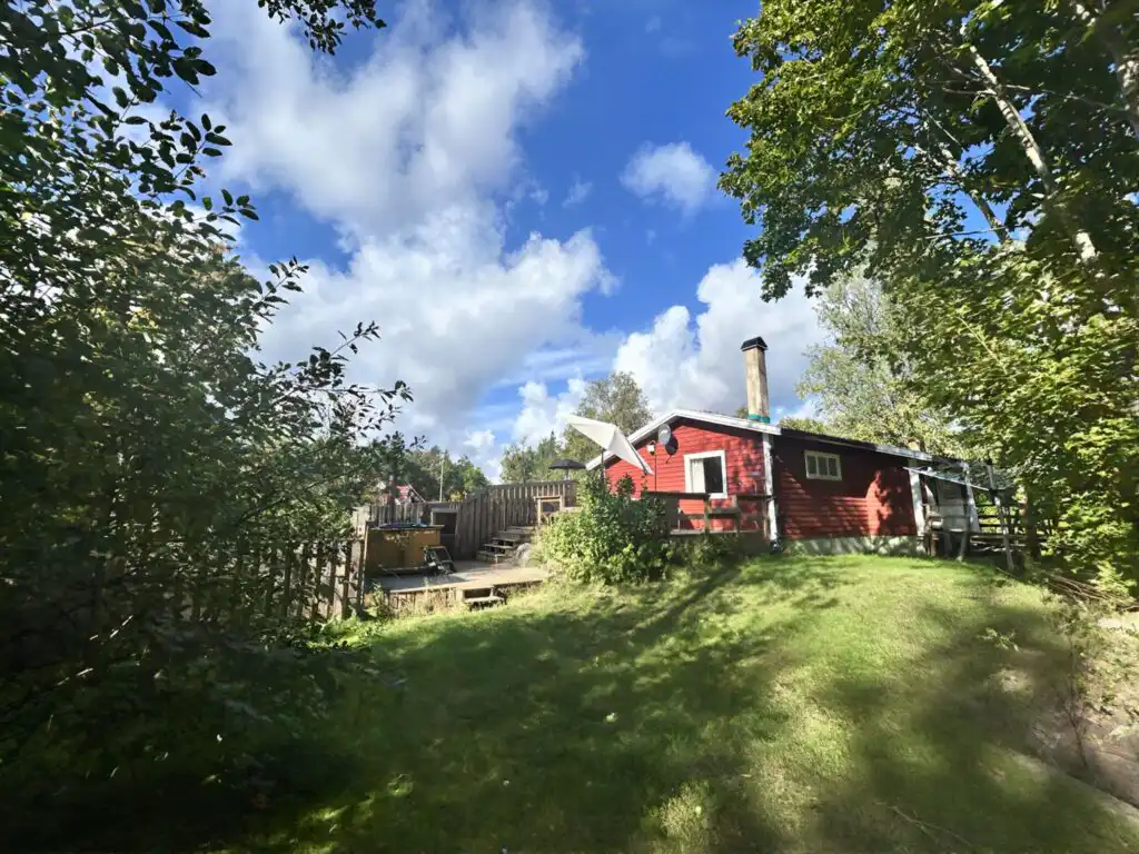 Hus Älmtamåla in ruhiger Waldlage mit großem Garten in Blekinge
