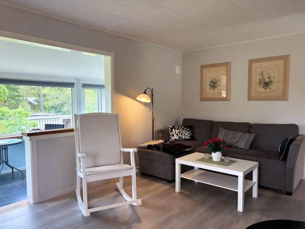 Gemütliches Wohnzimmer im Hus Västerlyckan nahe dem Västersjön