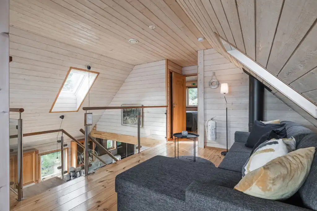 Schlafbereich auf der Galerie im Haus Blankavik in Småland